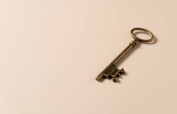 چطور می‌توان در روابط عاشقانه، علاقه خود را به صورت ملموس نشان داد؟ 21 نکته